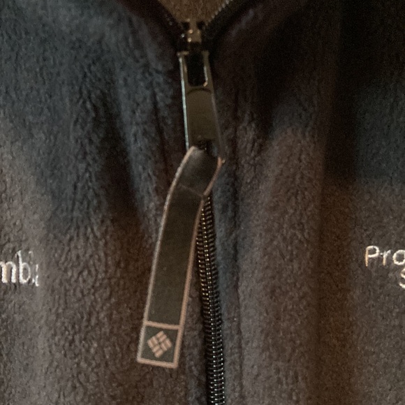 COLUMBIA FULL ZIP FLEECE VEST ~ L - Picture 4 of 6